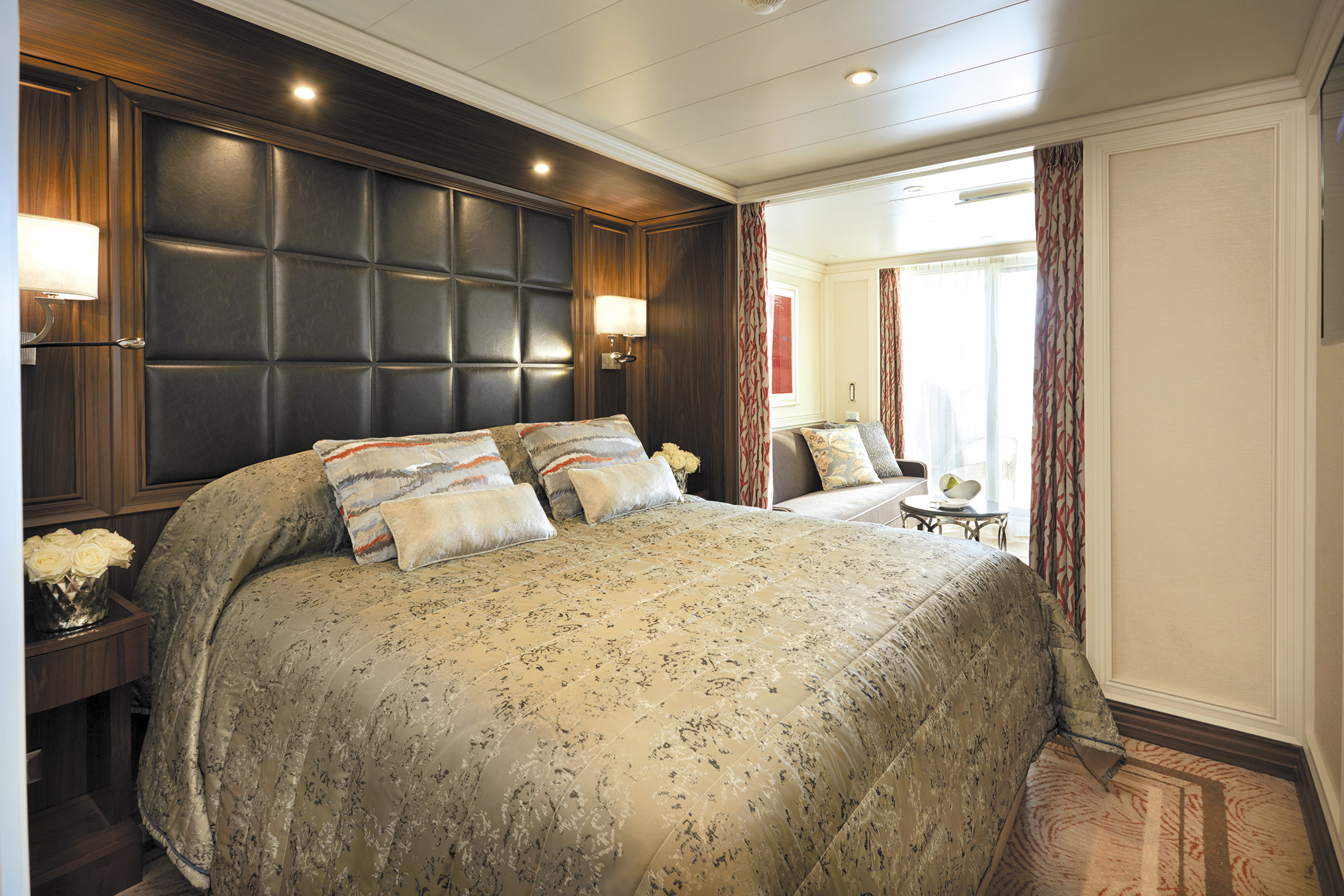 RSSC - Seven Seas Explorer - Accommodation - Veranda Suite 2.jpg